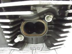 2011 09-20 Triumph Thunderbird Cylinder Head Engine Top End Valve Cover Motor
