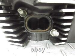2011 09-20 Triumph Thunderbird Cylinder Head Engine Top End Valve Cover Motor